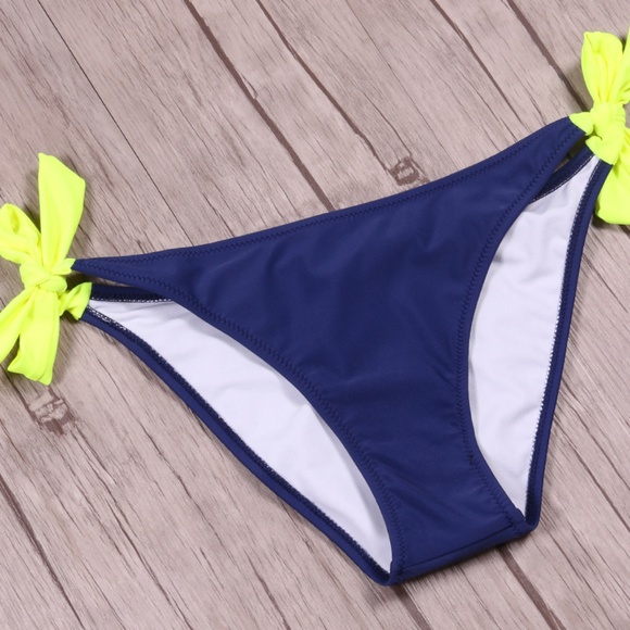 🔥HP🔥 Two Piece Swim Suit Push Up Criss Cross - Picture 4 of 8